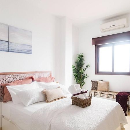 Compas Suites Малага Экстерьер фото