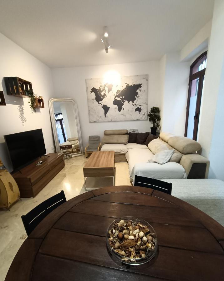 Compas Suites Малага Экстерьер фото