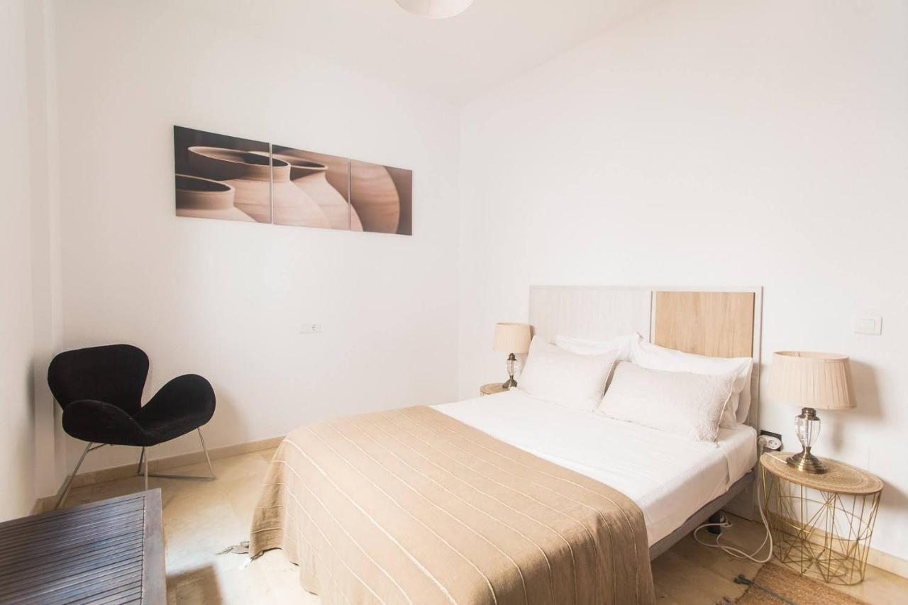 Compas Suites Малага Экстерьер фото